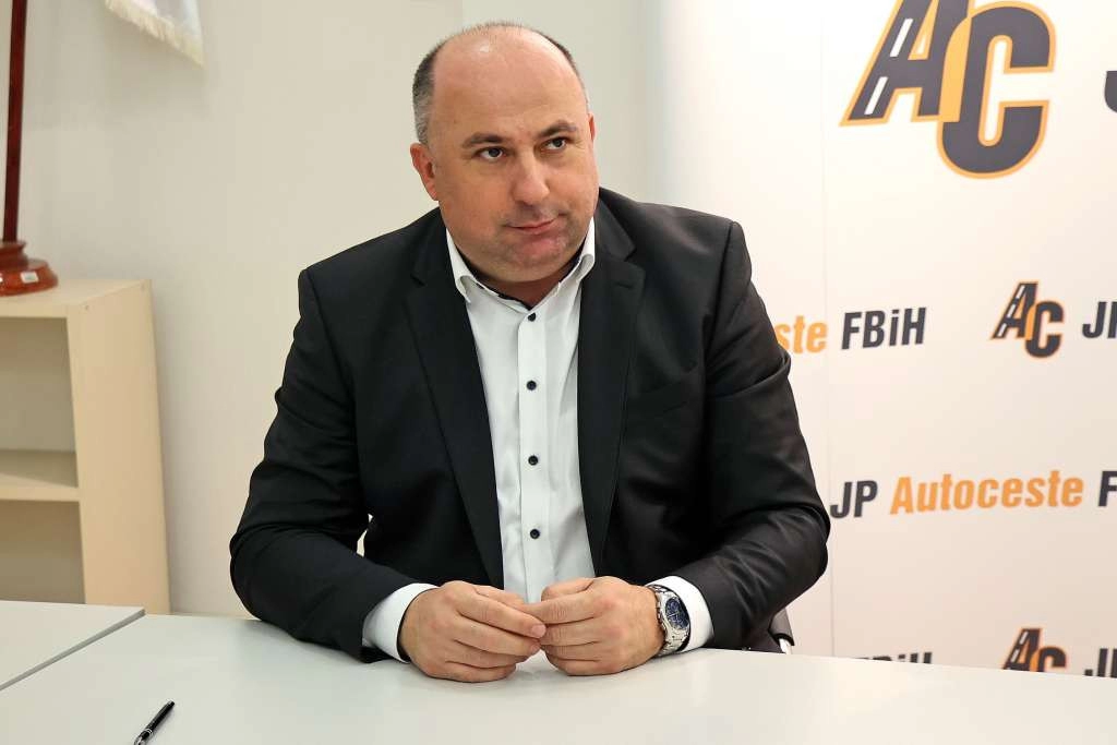 JP Autoceste FBiH u cijelosti refundirani troškovi štete na službenom vozilu